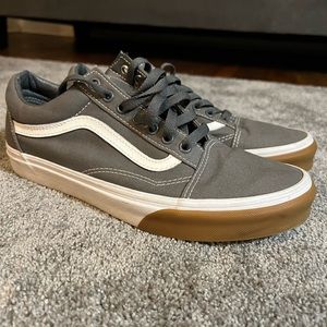 Vans “OFF THE WALL”